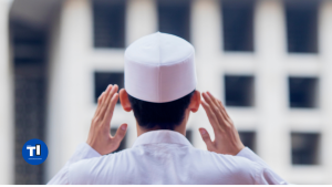 Anjuran Mengumandangkan Adzan Sholat, Perjalanan & Tempat Sepi